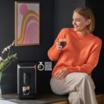 Tchibo Esperto mini Volautomaat Zwart - Kleinste Koffiemachine 16cm met Maalbonen & Touch-Display - Afbeelding 2